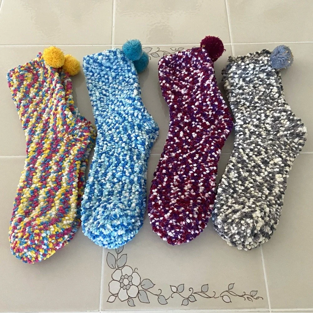 (4) New! Colorful Women’s Pom-Pom Fuzzy Socks Set